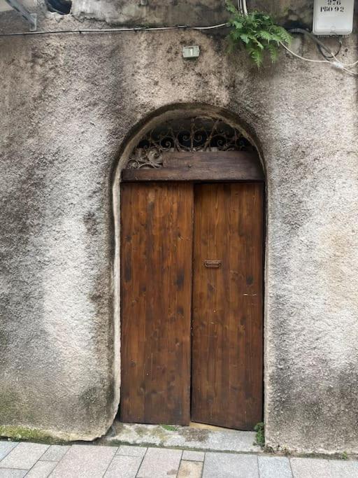 T3 Au Coeur De La Vieille Ville De Porto-Vecchio エクステリア 写真